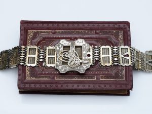 Antique Ottoman Silver Blet Sultan Officer Belt Buckle 1000euros scaled 1.jpg